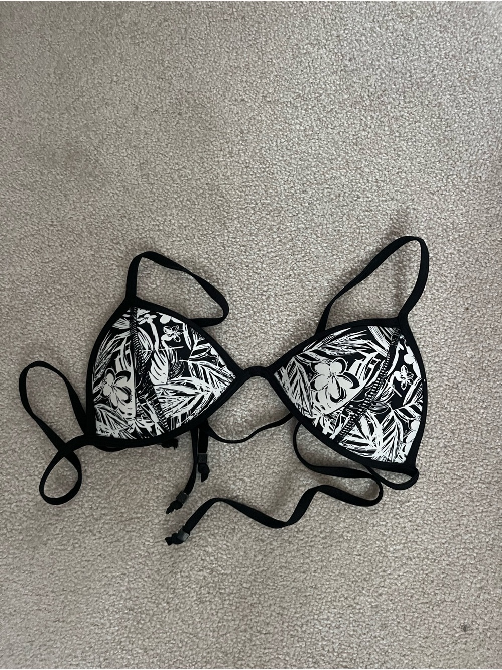 Garage Black & White Floral Triangle Bikini Top